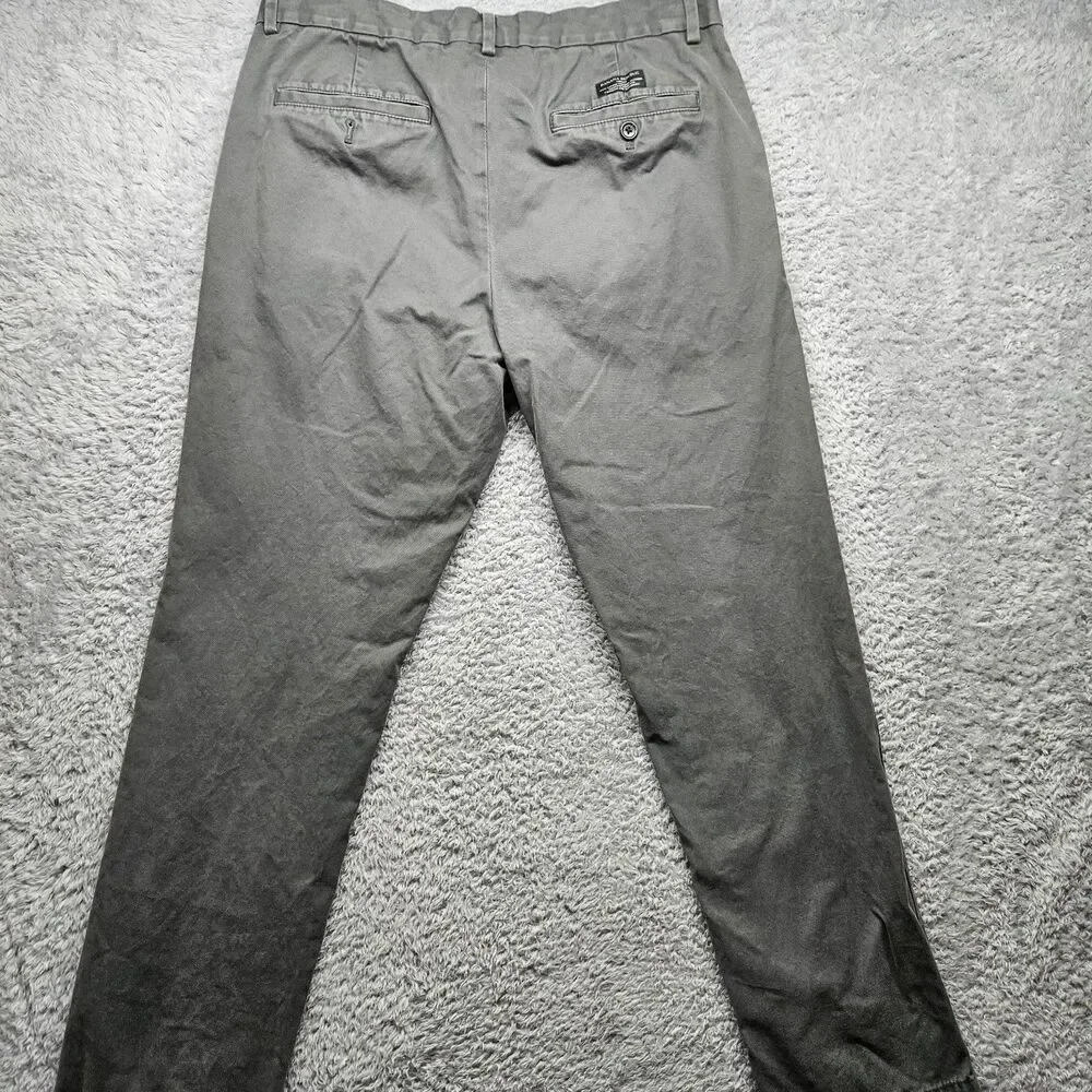 Banana Republic Gray Aiden Chino Mens Size 33x32 Classic Preppy